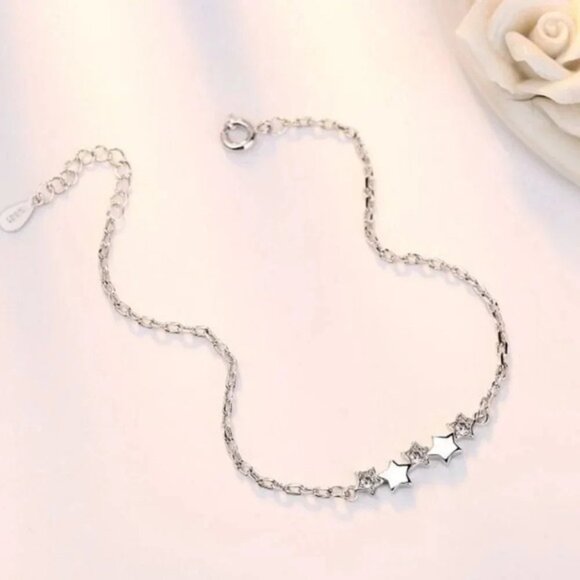 Dainty 925 Sterling Silver Stars Bracelet - Picture 4 of 5